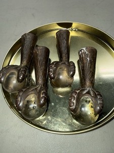 (4) Antique Victorian Cast Iron CLAW AND GLASS BALL Table Feet Griffin Dragon