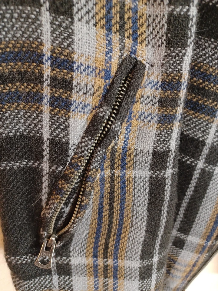 Женский жилет Lucky Brand с карманами на молнии разноцветный XS  - Изображение 3 из 4