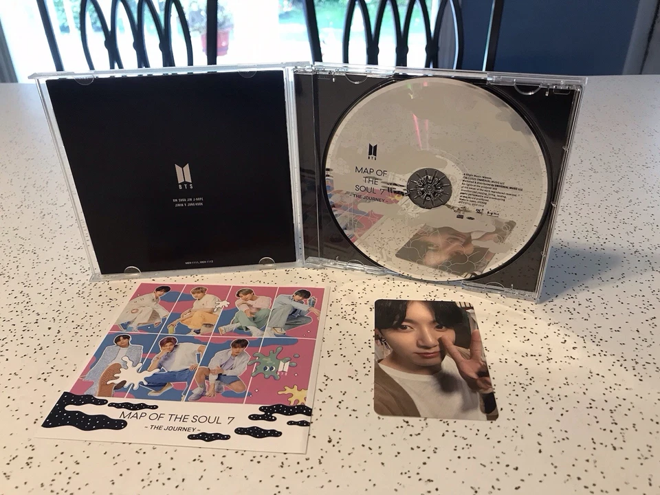 BTS Map Of The Soul 7 Cd  Map Of The Journey   With Photocard   VG Condition — 第 4/4 张图片