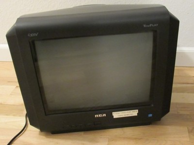 RCA TruFlat 14'' CRT TV Model 14F514T SDTV Retro Black Tested & Working w/ Remote