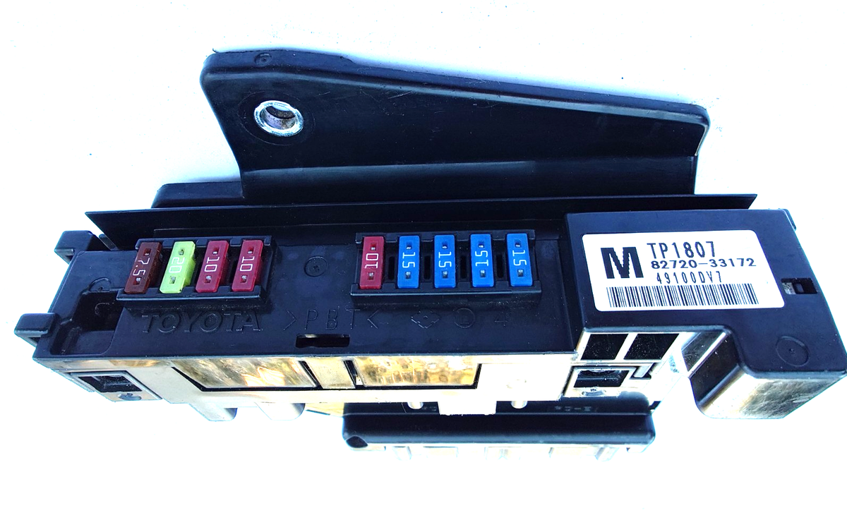 GENUINE Lexus ES350 Fuse Box Junction 82720-33172 Control Module