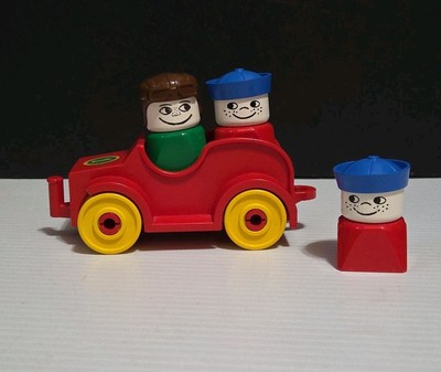 Lego Duplo Red #1 Racing Race Car PLUS 3 Interlocking People VGC