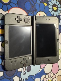Nintendo New 3DS XL Console - Gray Black - With Stylus & Screen Pro - US Version