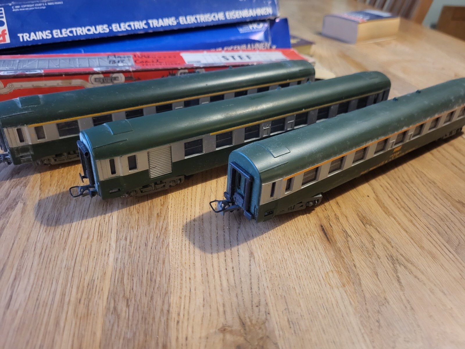 Model Railway Coaches Sncf X3 Coaches. For Hornby OO HO Lima Model