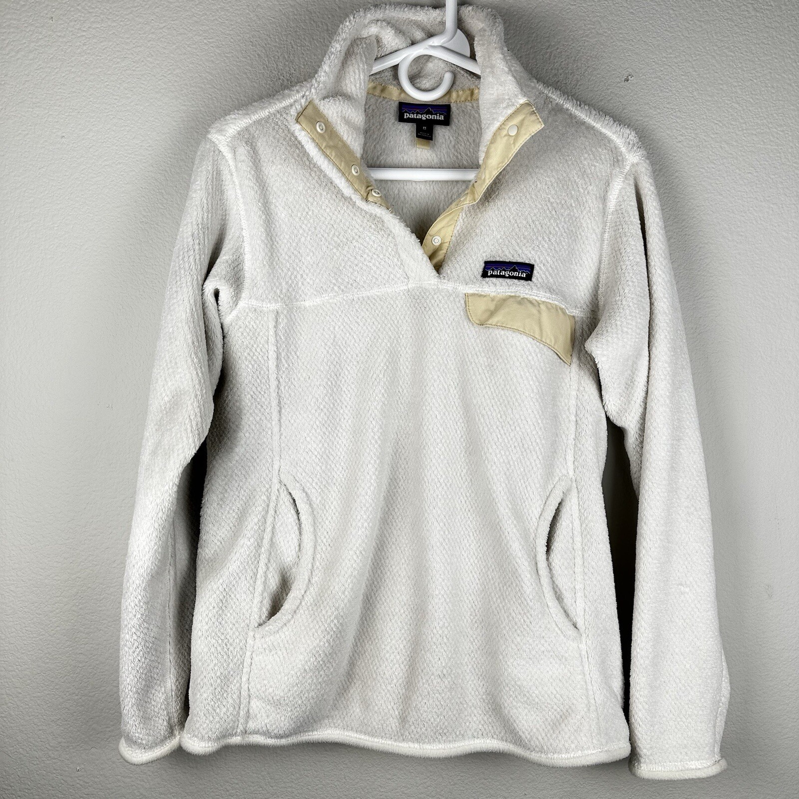 Patagonia Re-Tool Jacket Womens Medium White Fleece Snap Pullover Sweater Logo thumbnail 2