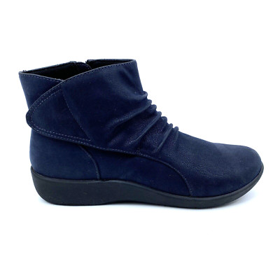 Women 6.5 Clarks Sillian Sway Navy Vegan Comfort Cloudstepper Ankle Boots Bootie