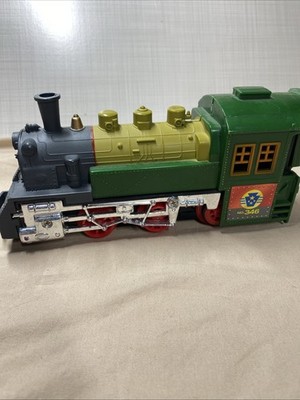 GEOFFREY Toys R Us BATTERY TRAIN ENGINE No. 346 * 2 Directions RARE
