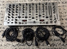 Behringer Pro Mixer VMX1000 7-Channel Rack-Mo...
