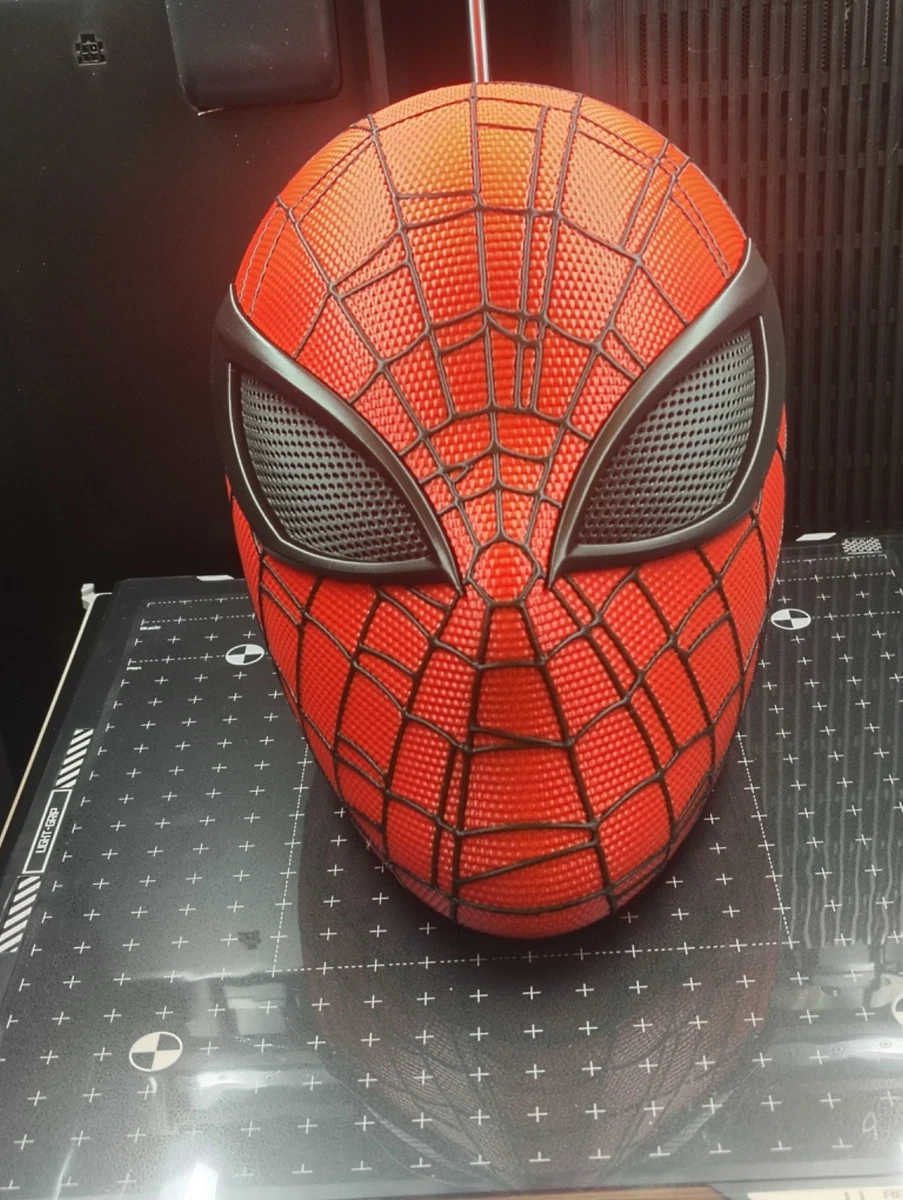 Preços baixos em Spider-man Traje de Plástico Máscaras e Máscaras