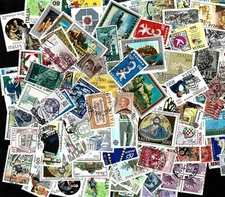 ITALY, LOT OF 55 MOSTLY OLD ALL DIFFERENT GOOD QUALITY OFF PAPER STAMPS + BONUS