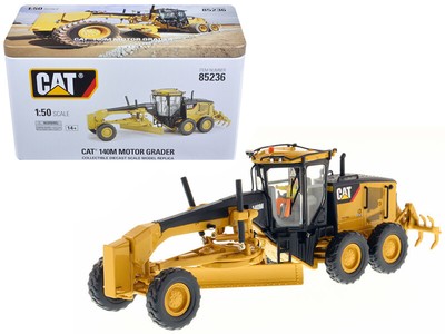CAT Caterpillar 140M Motor Grader with Operator ''High Line Series'' 1/50 Diecast
