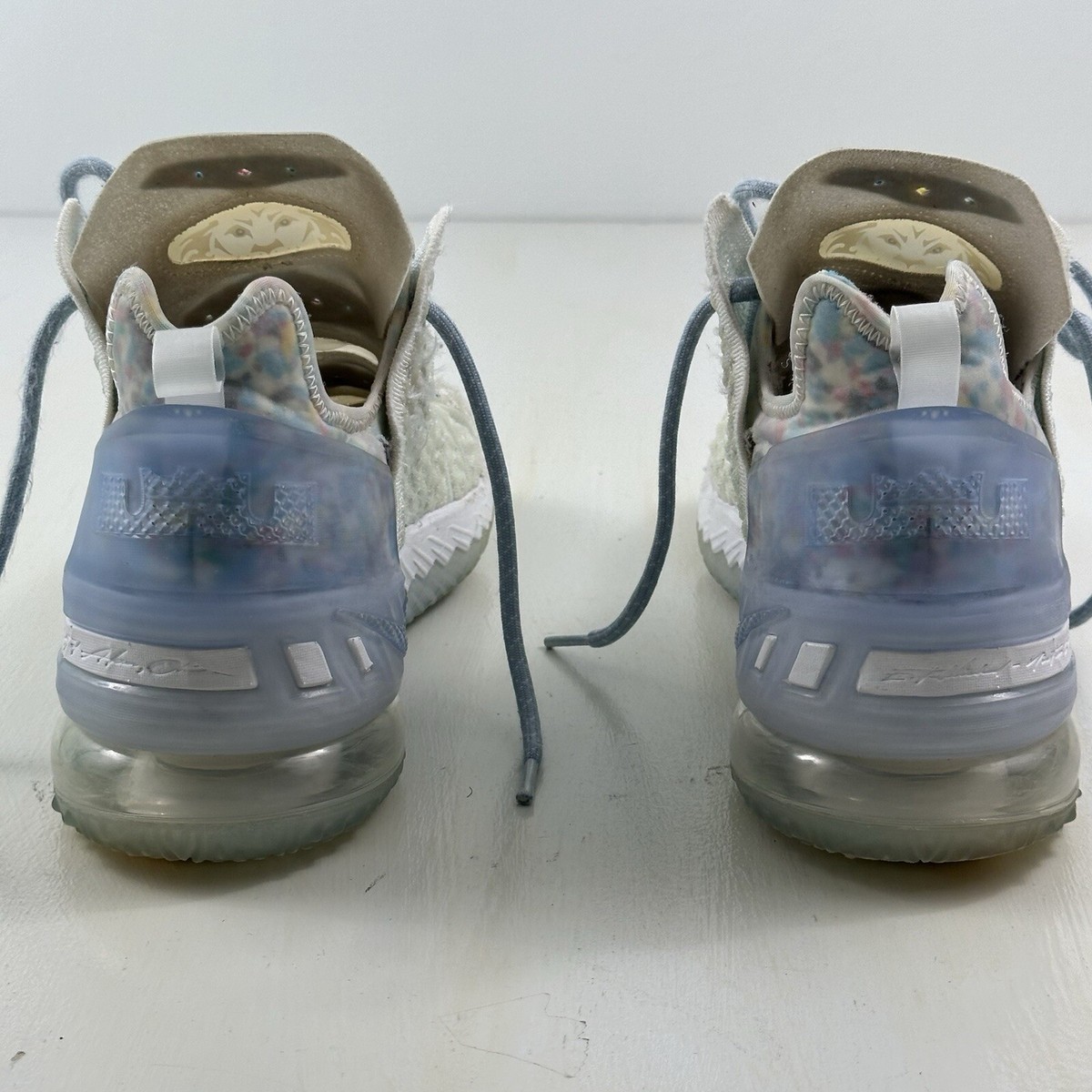 Nike Men's Lebron XVIII Shoes Size Blue Tint White Clear