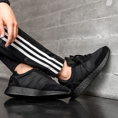 adidas iniki runner triple black