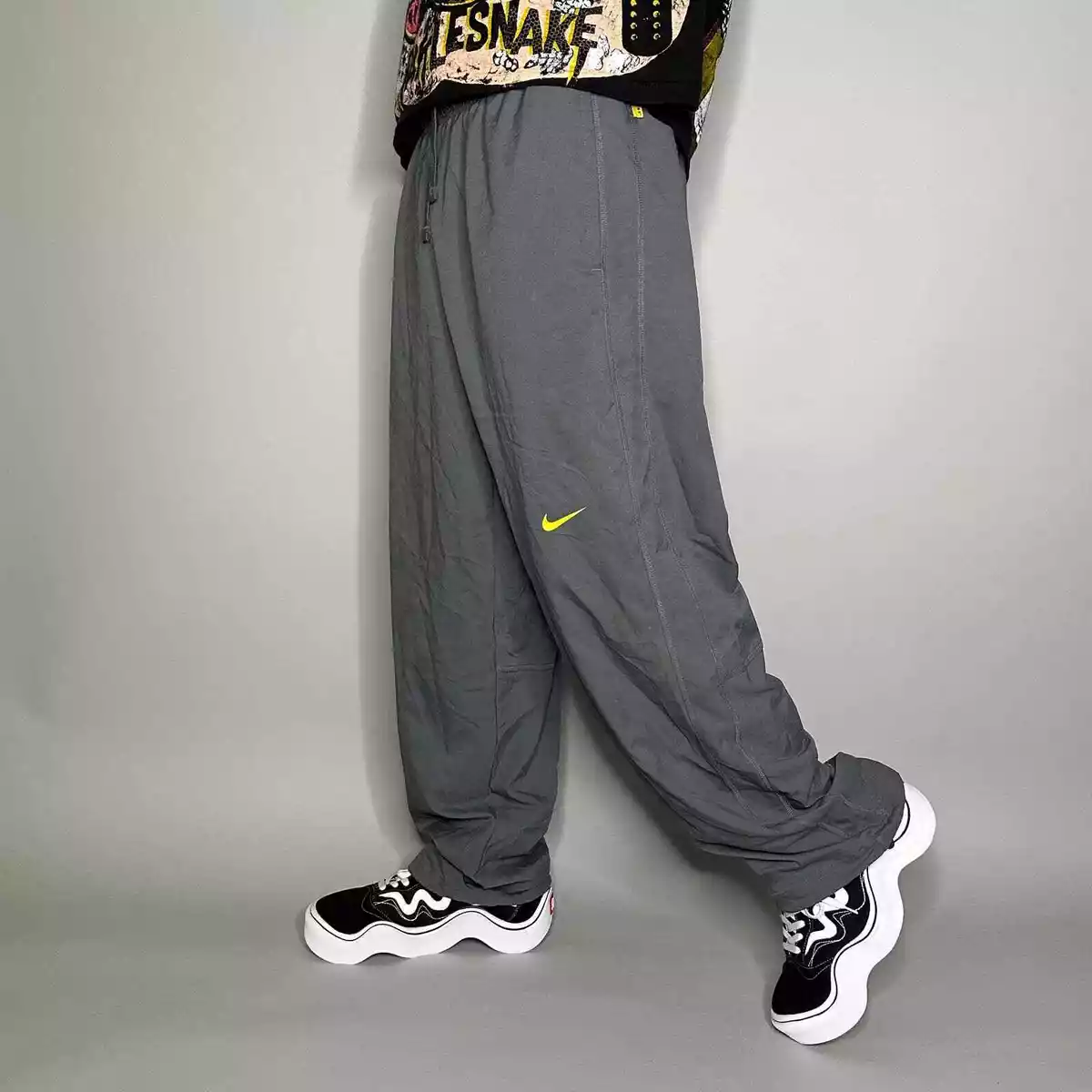 Nike Sweatpants Mens L Livestrong Grey Polyester Yellow Swoosh