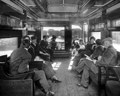 Aussichtswagen auf einem Deluxe Überland limitierter Zug 1910er Foto