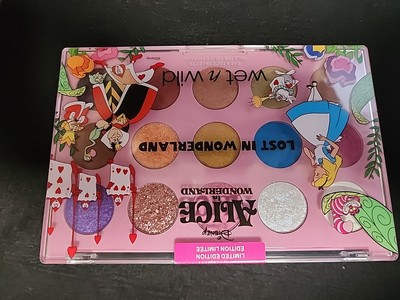 Wet n Wild -Lost In Wonderland Eye & Face Palette Alice In Wonderland Collection