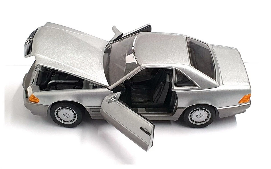 Diecast Revell escala 1/18 101022H - Mercedes Benz 500SL - plateado Foto 4 de 4