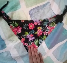 ❤️ Schöne Bikinihose Slip Badestring/Tanga - L -❤️