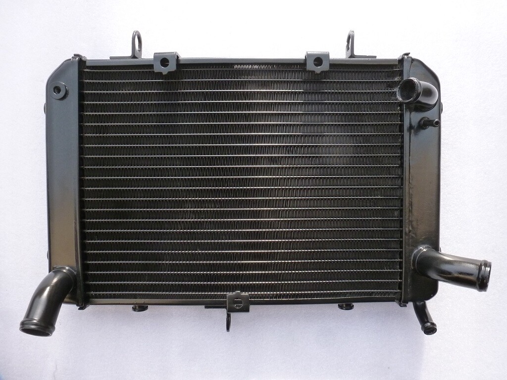 Radiateur GSR 600 pièce de rechange pour moto Suzuki modèles 2005 à 2012