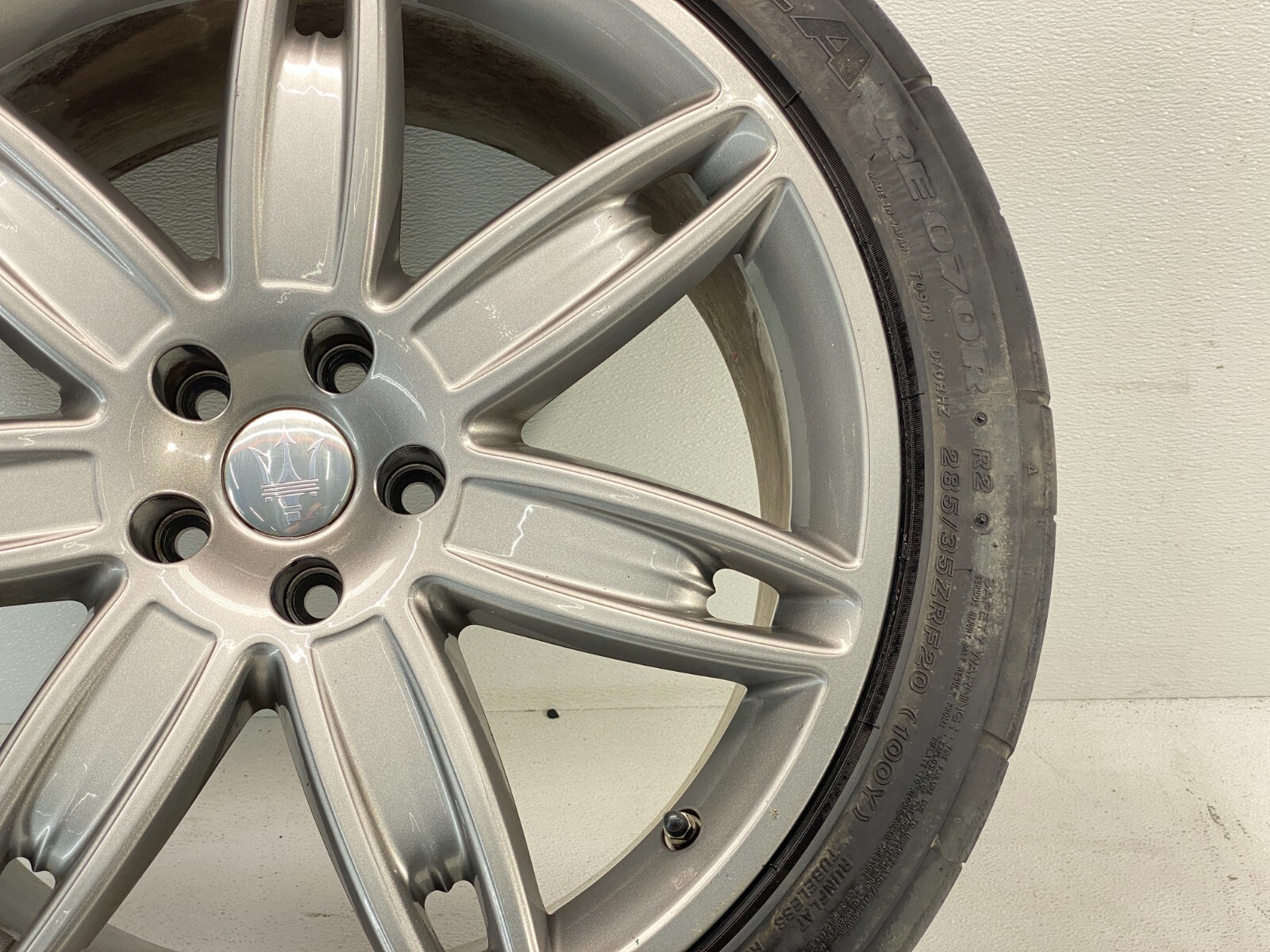 14-21 Maserati Quattroporte Ghibli 20" Rear Genuine Wheel Rim Tire 10.5X20 OEM✅
