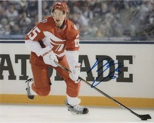 Detroit Red Wings Danny DeKeyser Signed Autographed 8x10 COA #5