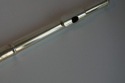 F.E. Olds NFL110PC Student Flute