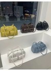 Foto 20 di 27