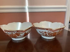 Vintage Porcelain Asian Scallopped Bowls
