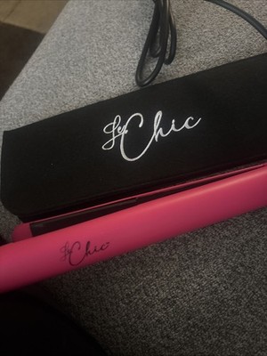 Le Chic IONIK Flat Iron Pink With Heat Pad Protector