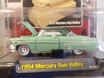 1954 MERCURY SUN VALLEY       2008 CASTLINE M2 MACHINES AUTO-THENTICS    1:64