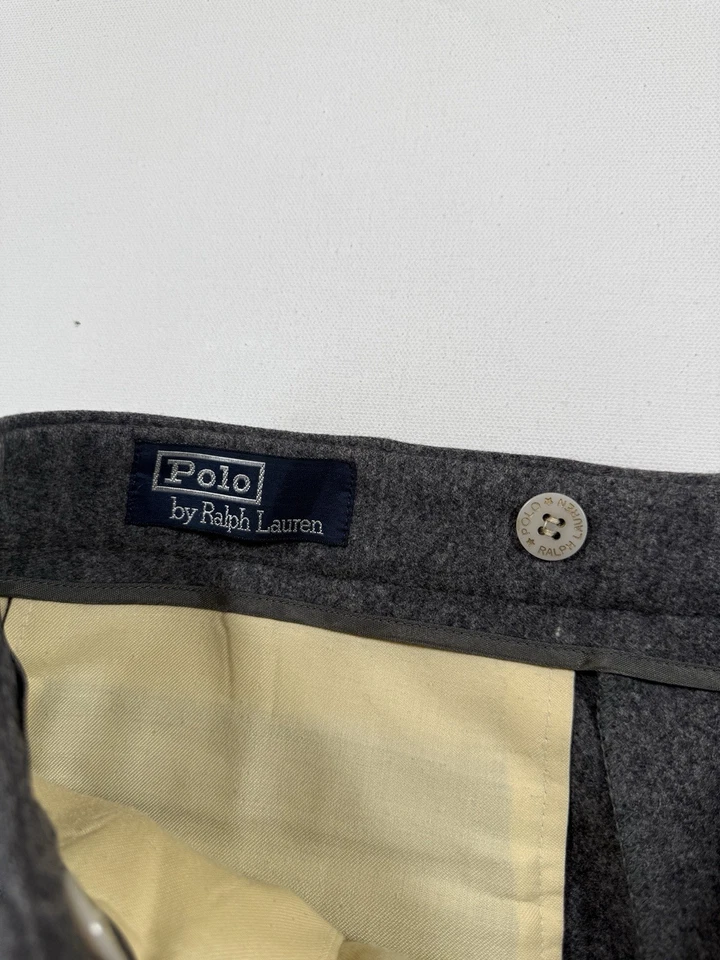 Calça polo masculina vintage Ralph Lauren 32x32 cinza lã plissada militar - Imagem 4 de 4