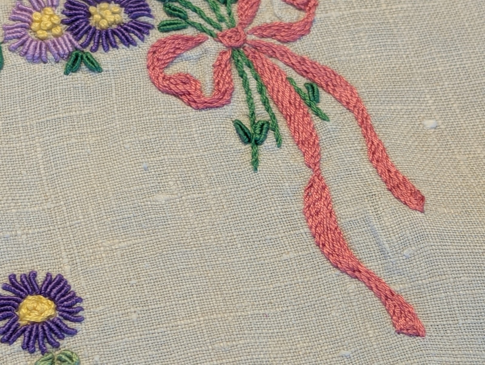 Vintage  Linen Table Runner, Buffet or Dresser Scarf.  Embroidery 41.5”x15.5”