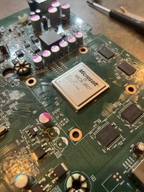 Microsoft Xbox 360 E 250GB HDD, 4 Controller, 10 Game Bundle (Tested)