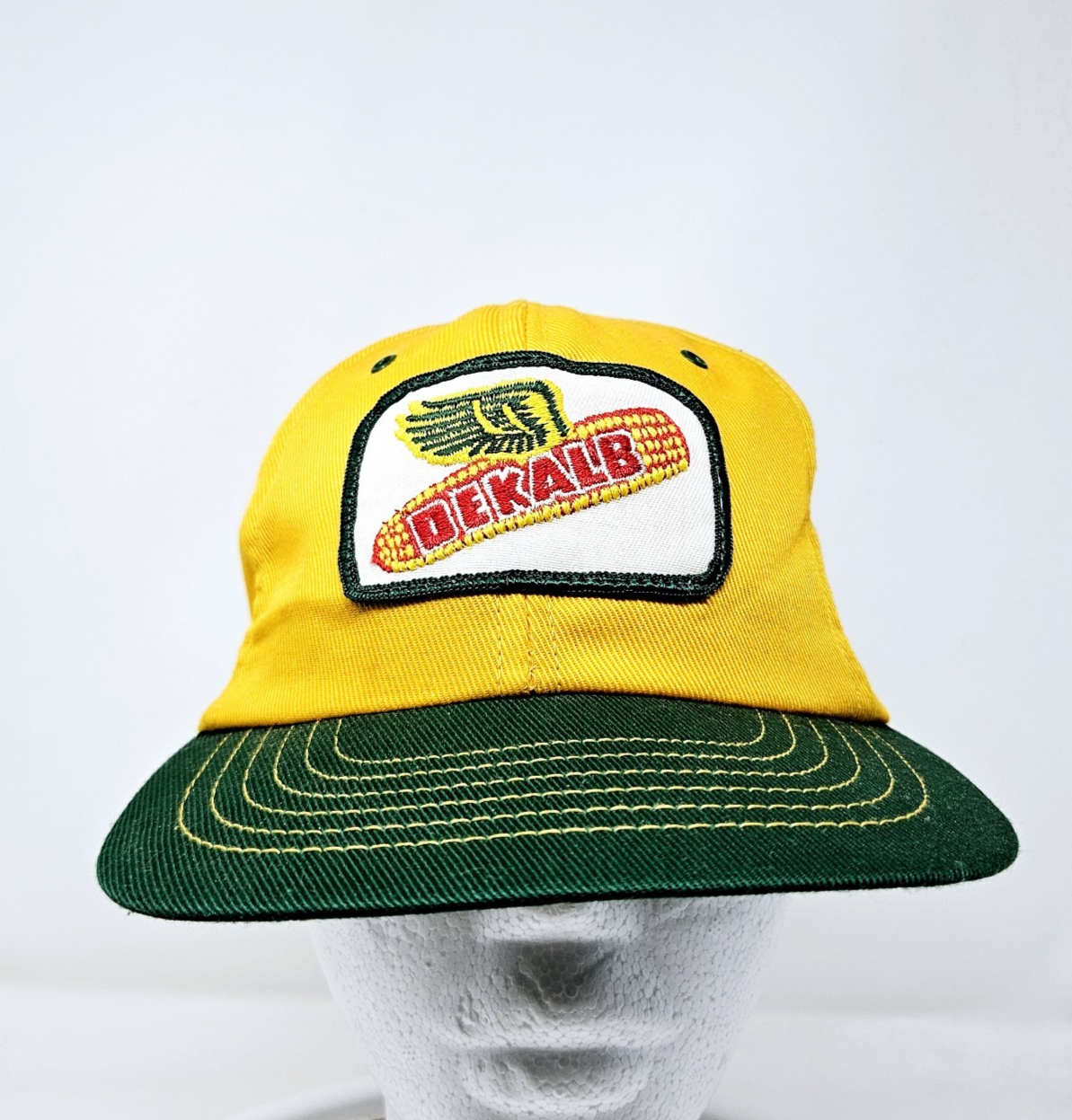 Vintage DEKALB Seed Corn Adjustable Snapback Swingster 80s Cap Hat Farming USA