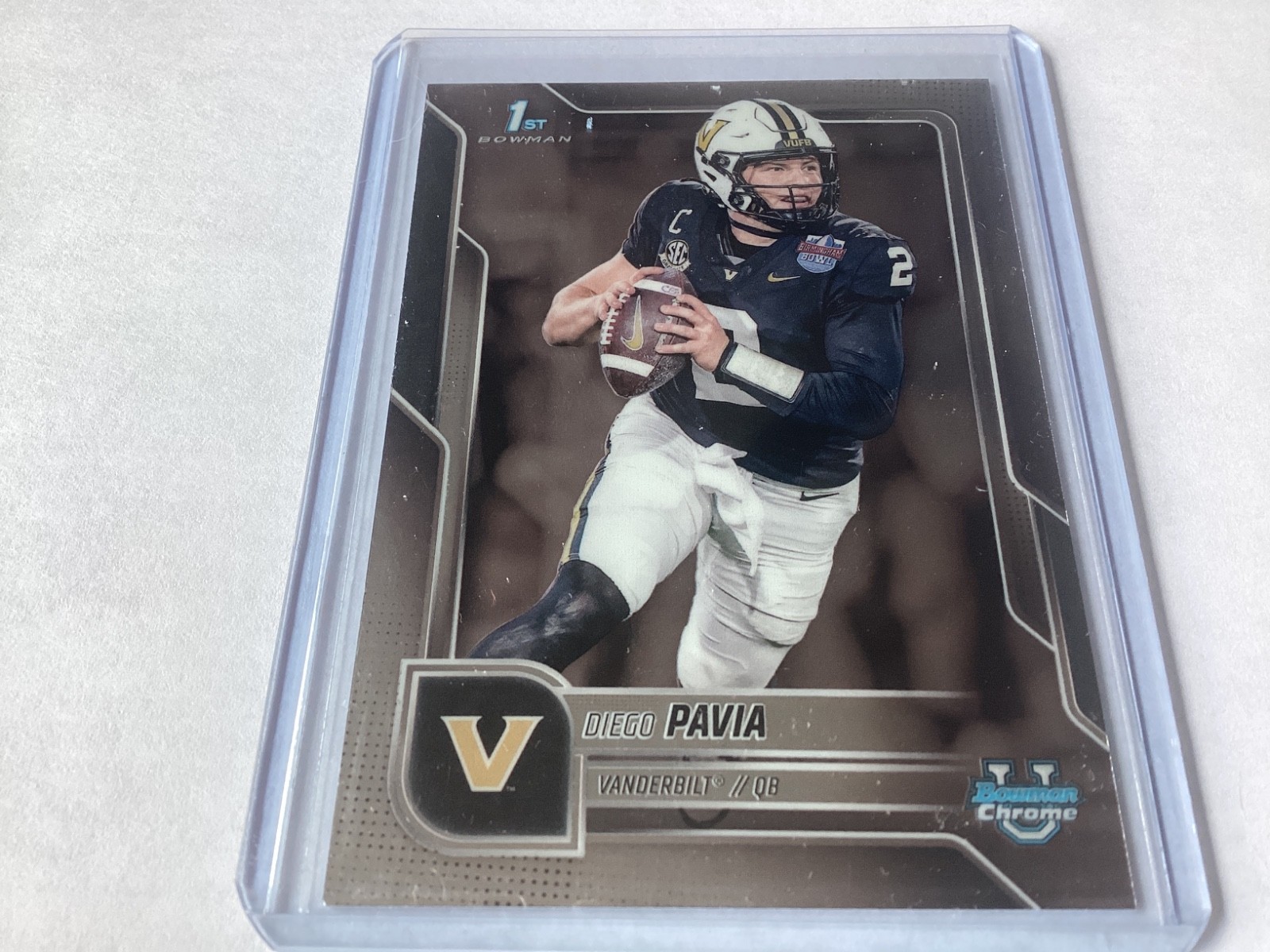 2025 Bowman University Chrome - Diego Pavia #190 Shimmer Refractor (RC)