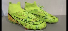 Brand New Size 6.5 Green/Yellow Mens Soccor Cleats