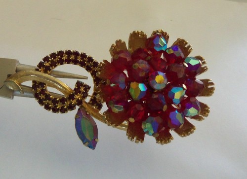 Mid-Century Aurora Borealis Rhinestone Brooch MCM AB Figural Flower Red Riveted - Picture 2 of 9