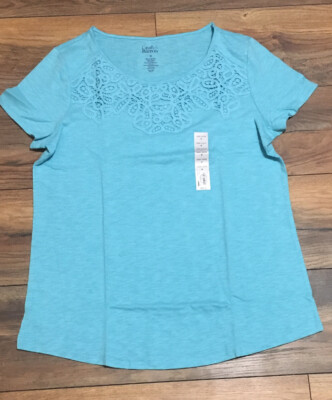 Croft & Barrow Zipcode Blue T-Shirt Short Sleeve w Lace Overlay around the neck 