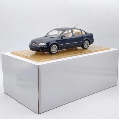 DNA Collectibles 1/18 Volkswagen VW Passat W8 2001 Blue DNA000029 Resin Model
