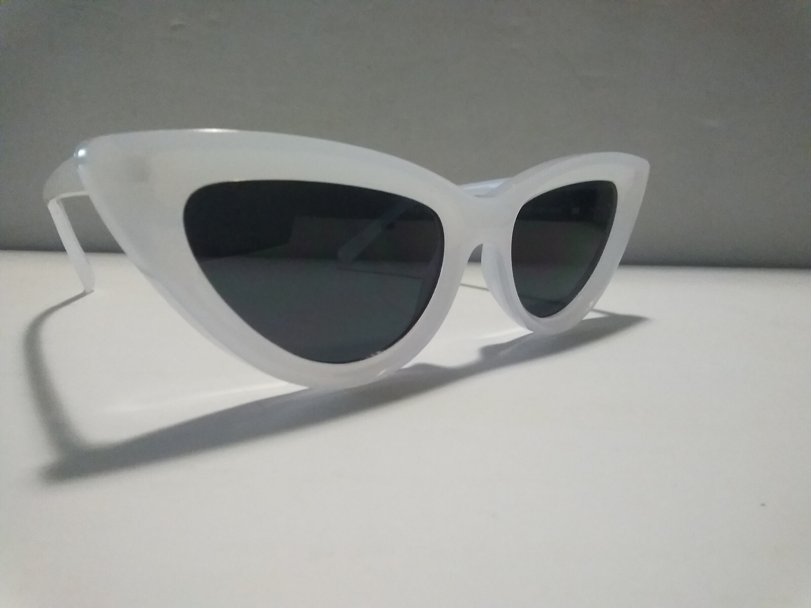 White Cat Eye Sunglasses Kids Girls Youth Fashion-image