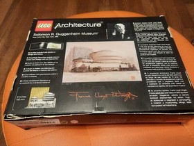 LEGO LEGO ARCHITECTURE: Solomon Guggenheim Museum (21004-1)