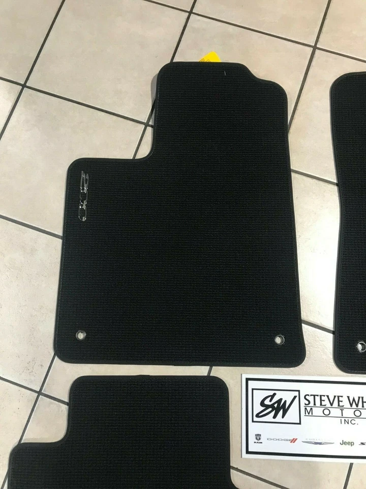 15-17 Chrysler 200 New Premium Carpet Floor Mats Set of 4 Mopar Factory Oem - Изображение 3 из 4