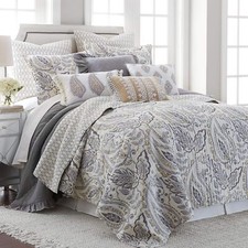 Levtex Home - Tamsin Grey Quilt Set - King Quilt + Two King Pillow Shams - Moder