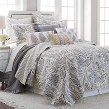 Levtex Home - Tamsin Grey Quilt Set - King Quilt + Two King Pillow Shams - Moder