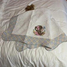 Baby Quilt Crib Nursery Embroidered Cotton Bright White Bear Flowers Shower Gift