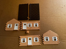 PLASTICVILLE 1502-89 CAPE CODE HOUSE Pink White Brown O S Gauge BUILDING model