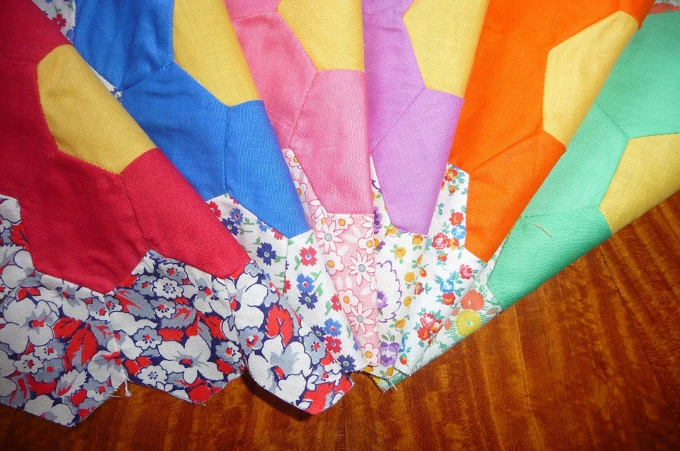 Antique Vintage Lot of 6 Grandmother’s Flower Garden Quilt Blocks - Image 2 of 4