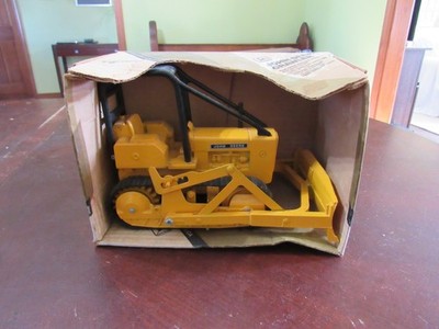 ERTL 1/16 SCALE #521 JOHN DEERE CRAWLER - ALL ORIGINAL - NIB