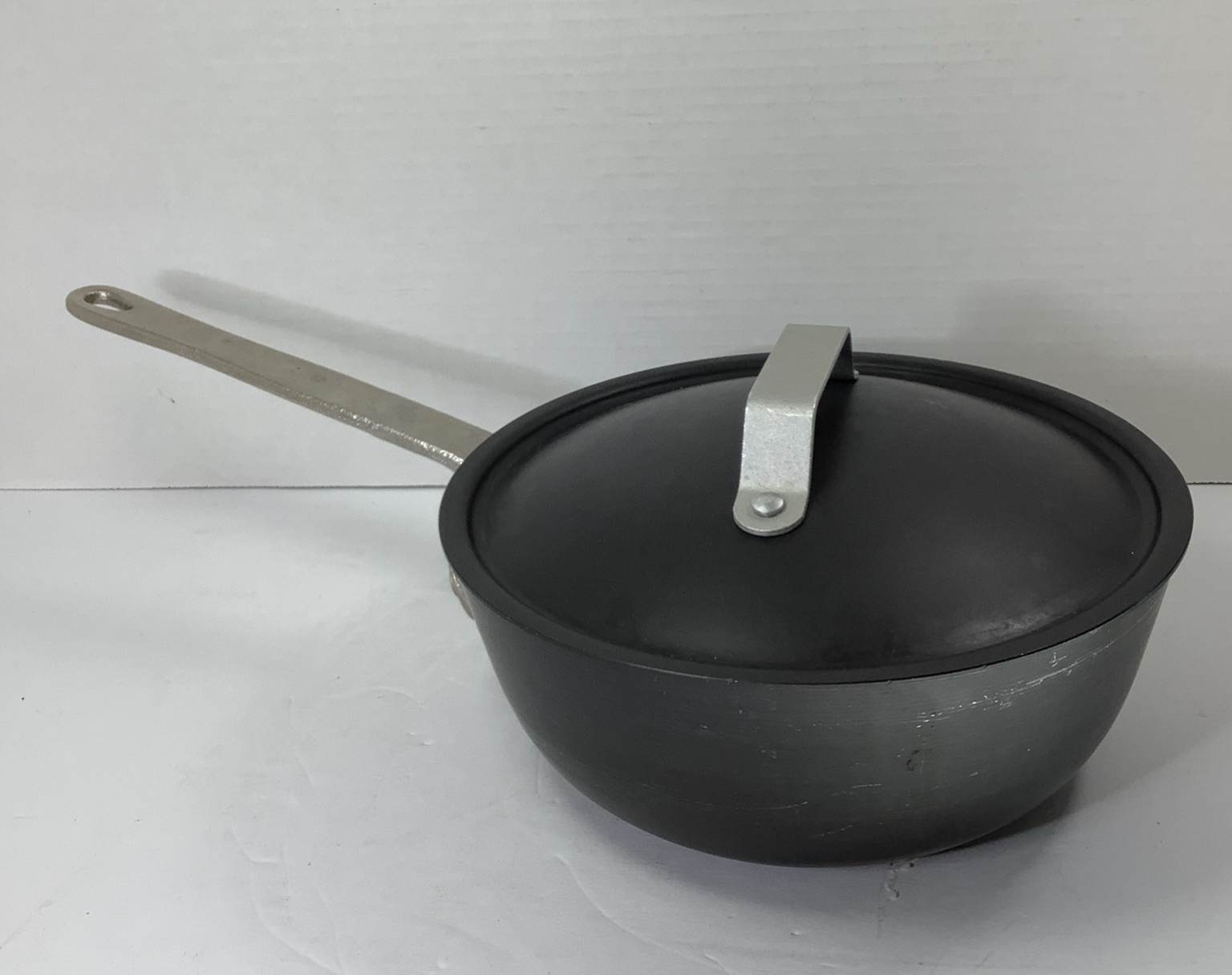 Vintage Calphalon Commercial Aluminum 2 Qt Chefs Sauce Pan 142 With Lid