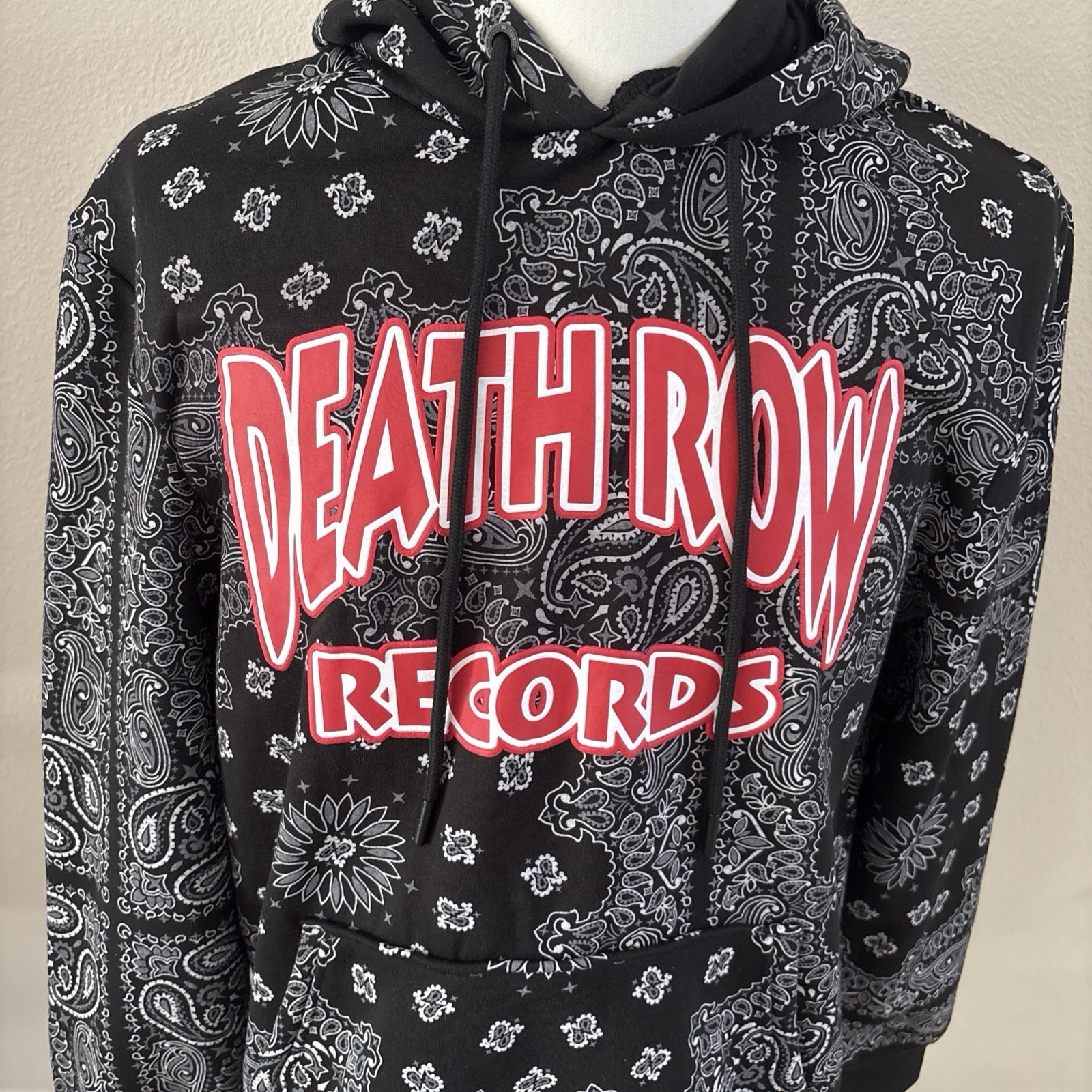 FILA Felpa con cappuccio Death Row Records Paisley Chennile Applique nera da uomo taglia small